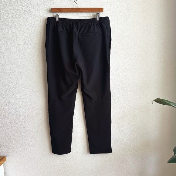 Banana Republic Mens Performance Tapered Pants Size 34X32 Black Golf Travel Slim - Picture 4 of 9